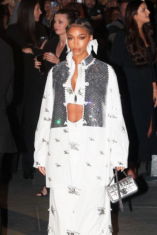 LORI HARVEY Arrives at Clooney Foundation for Justice Inaugural Albie Awards 09/29/2022
