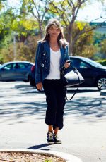 LORI LOUGHLIN Out Shopping at Erewhon in Calabasas 10/20/2022