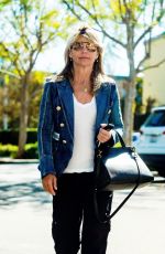 LORI LOUGHLIN Out Shopping at Erewhon in Calabasas 10/20/2022