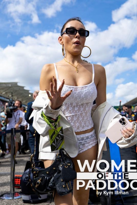 MADISON BEER – Instagram Photos and Video 10/24/2022