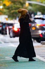 MARY-KATE and ASHLEY OLSEN Leaves Their Offices in New York 10/18/2022