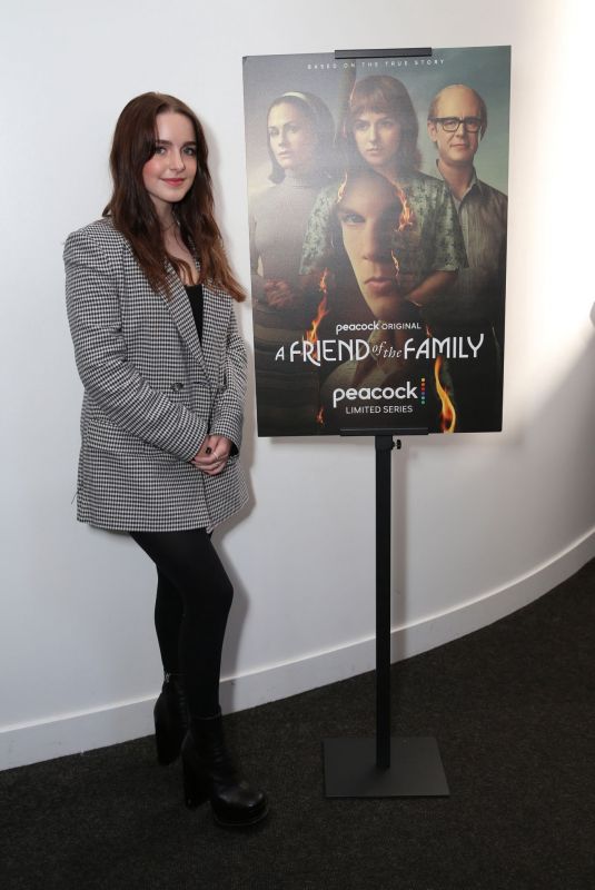 MCKENNA GRACE at A Ffriend of the Family Q&A at Sag-aftra Foundation Robin Wwilliams Center in New york 10/08/2022