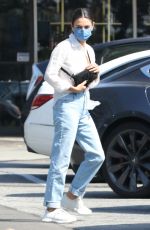 MILA KUNIS Out for Breakfast at Beverly Glen Deli in Bel Air 10/06/2022