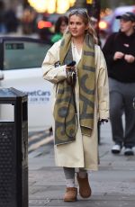 MOLLY MAE HAGUE Out for Dinner in Manchester 10/21/2022