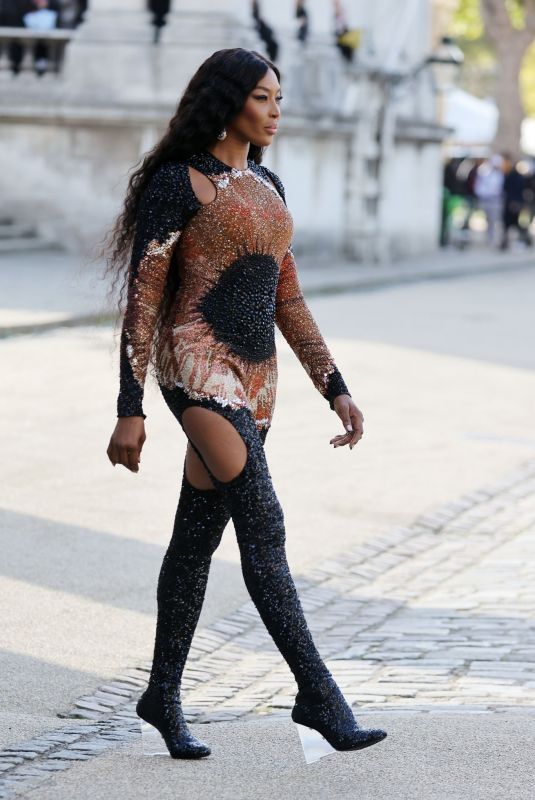 NAOMI CAMPBELL Arrives at Alexander Mcqueen Fashion Show in London 10/11/2022
