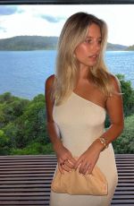 NATASHA OAKLEY - Insagram Photos 10/20/2022