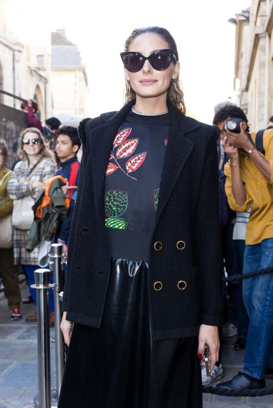 OLIVIA PALERMO Arrives at Monot Show at Paris Fashion Week 10/01/2022