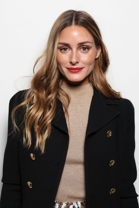 OLIVIA PALERMO at Giambattista Valli Womenswear Fashion Show in Paris 09/30/2022