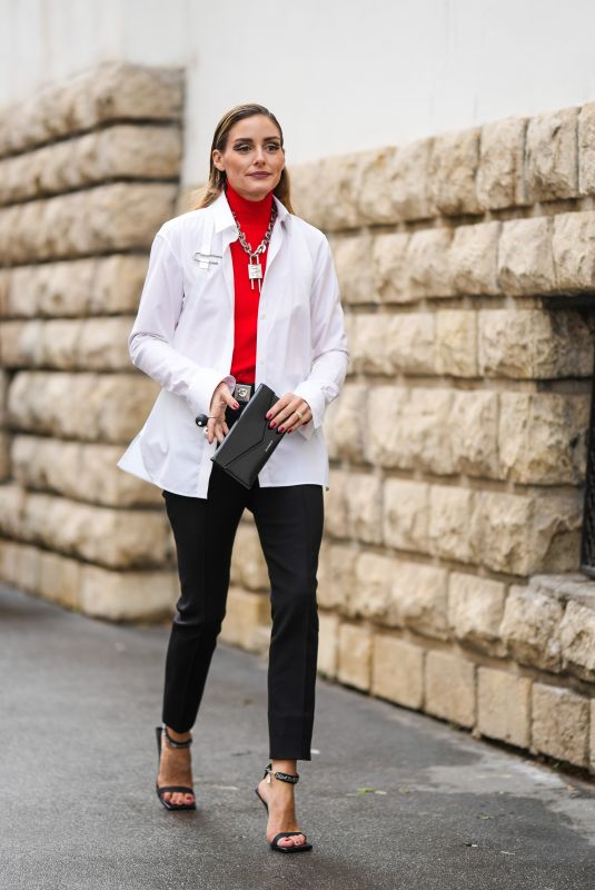 OLIVIA PALERMO Out in Paris 10/02/2022