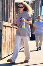 PETA MURGATROYD Out for Groceries in Malibu 10/17/2022