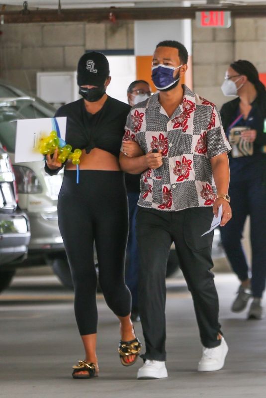 Pregnant CHRISSY TEIGEN and John Legend Leaves a Clinic in Los Angeles 10/11/2022