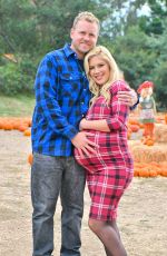 Pregnant HEIDI MONTAG at a Local Pumpkin Patch in Los Angeles 10/14/2022