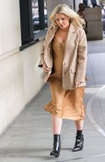 Pregnant MOLLIE KING Leaves Sunday Brunch TV Show in London 10/16/2022