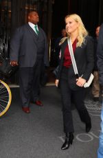 REESE WITHERSPOON Out in New York 09/30/2022