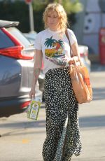 RUMER WILLIS Out Shopping at Ralphs in Los Angeles 10/05/2022