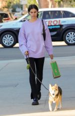 SARA SAMPAIO Out Shopping for Dog Food at Healthy Spot Natural Pet Store in Los Angeles 10/25/2022