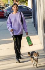 SARA SAMPAIO Out Shopping for Dog Food at Healthy Spot Natural Pet Store in Los Angeles 10/25/2022