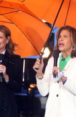 SAVANNAH GUTHRIE and HODA KTOBPerforms on Citi Concert Series on Today Show in New York 10/24/2022