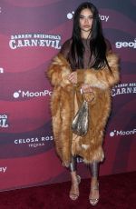 SHANINA SHAIK at Darren Dzienciol