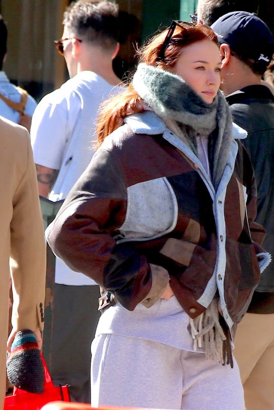 SOPHIE TURNER and Joe Jonas Out for Lunch at Cafe Select in New York 10/20/2022