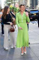 SOSIE BACON Leaves Today Show in New York 09/29/2022