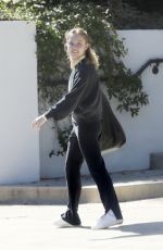 SYDNEY SWEENEY Heading to Airport in Los Angeles 10/18/2022
