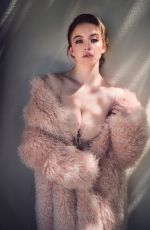 SYDNEY SWEENEY in Elle: The Women in Hollywood Issue, November 2022