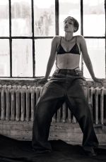 TAYLOR RUSSELL for Hommegirls, 2022