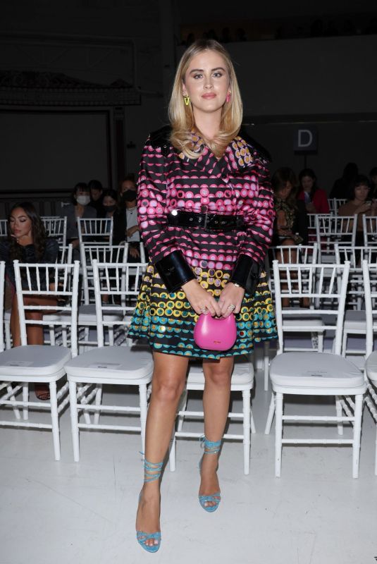 VALENTINA FERRAGNI at Moschino Show at Milan Fashion Week 09/22/2022