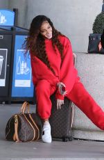 WINNIE HARLOW Arrives at Airport in Toronto 10/05/2022