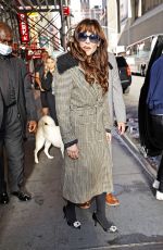 ZOOEY DESCHANEL Arrives at Morning Show with Gayle King in New York 10/14/2022