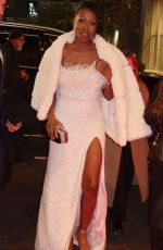 AMANDA WARREN Night Out in New York 11/26/2022