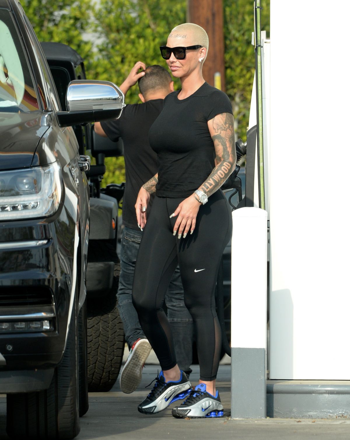 Amber rose thick