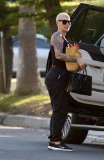 AMBER ROSE Getting Take Out at McDonald