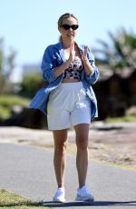 ANGIE KENT Out for Walk at Bronte Beach in Sydney 11/23/2022