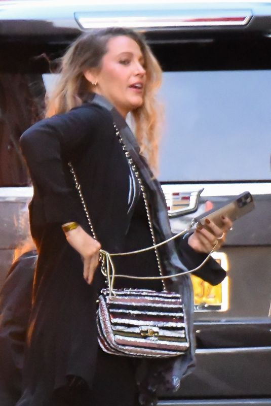 BLAKE LIVELY Out and About in New York 11/05/2022