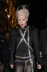 DAPHNE GUINNESS Leaves Annabel