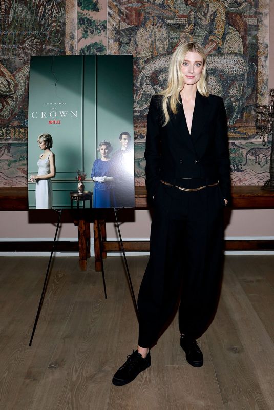 ELIZABETH DEBICKI at The Crown SAG Nom Event at Whitby Hotel 11/15/2022