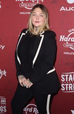 ELLE KING at Stars and Strings at Seminole Hard Rock Hotel & Casino Hollywood in Florida 11/02/2022