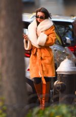 EMILY RATAJKOWSKI Out and About in New York 11/14/2022