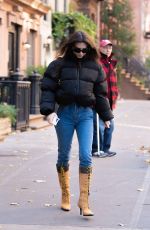 EMILY RATAJKOWSKI Out in New York 11/22/2022