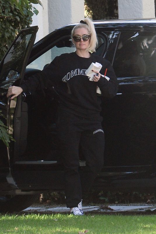 ERIKA JAYNE Arrives at Her Home in Los Angeles 11/12/2022
