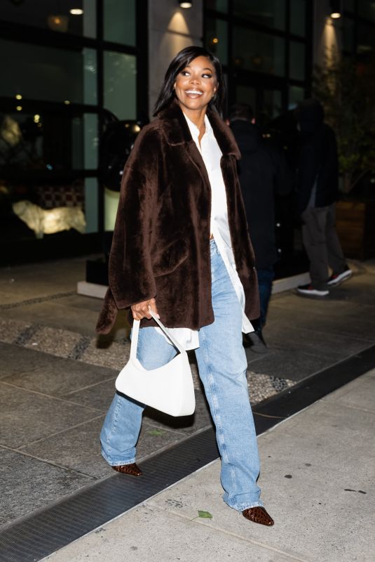 GABRIELLE UNION Leaves Her Hotel in New York 11/21/2022