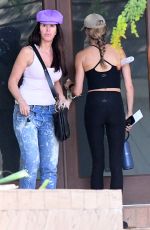 GISELE BUNDCHEN Stops by Her New House to go Over Renovations in Surfside 11/29/2022