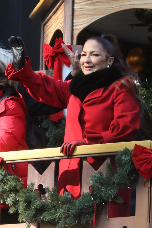 GLORIA ESTEFAN at 96th Macy’s Thanksgiving Day Parade in New York 11/24/2022