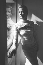 GRETCHEN MOL in Rose & Ivy Journal, November 2022
