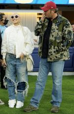 GWEN STEFANI at Los Angeles Rams vs Arizona Cardinals Game at SoFi Stadium 11/13/2022