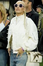 GWEN STEFANI at Los Angeles Rams vs Arizona Cardinals Game at SoFi Stadium 11/13/2022