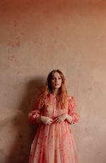 HANNAH DODD for Italian Reve, December 2022