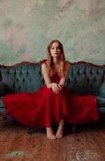 HANNAH DODD for Italian Reve, December 2022